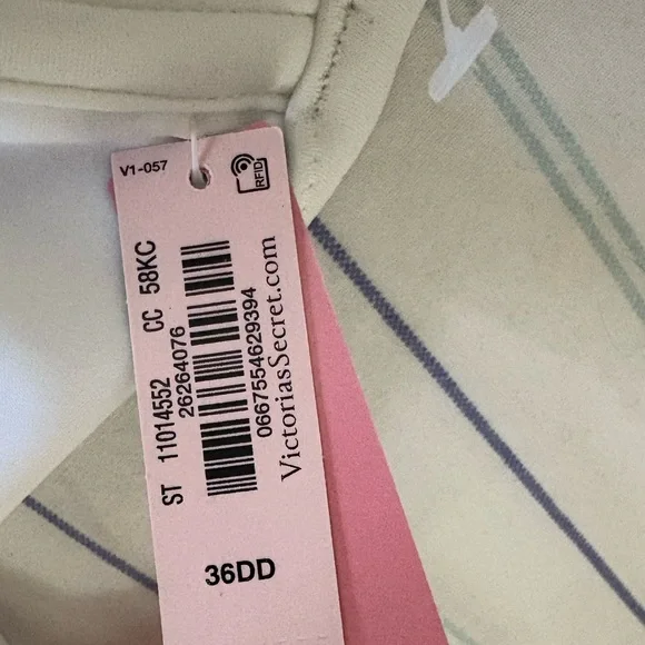 New Victoria’s Secret White Capri Ruffle Halter Bikini Swim Top Size 36DD - Picture 10 of 14